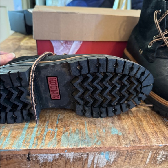 Kodiak Atlin Boot - Picture 3 of 4